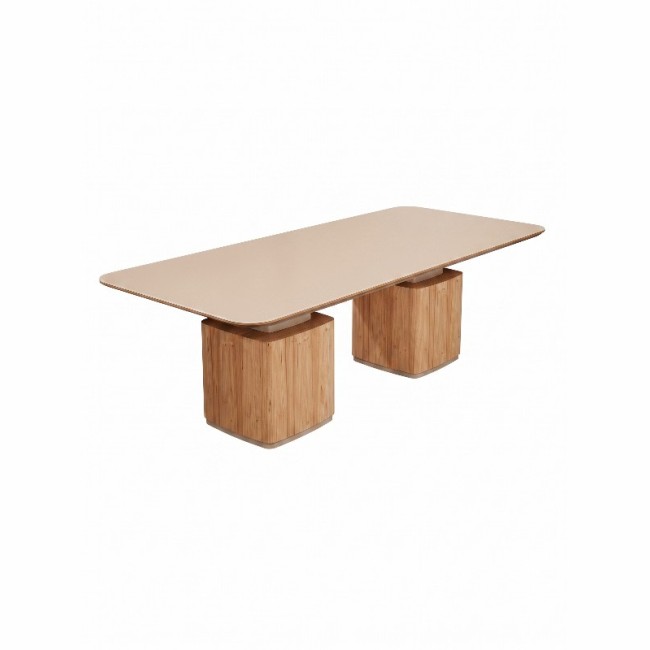 Mesa Delli